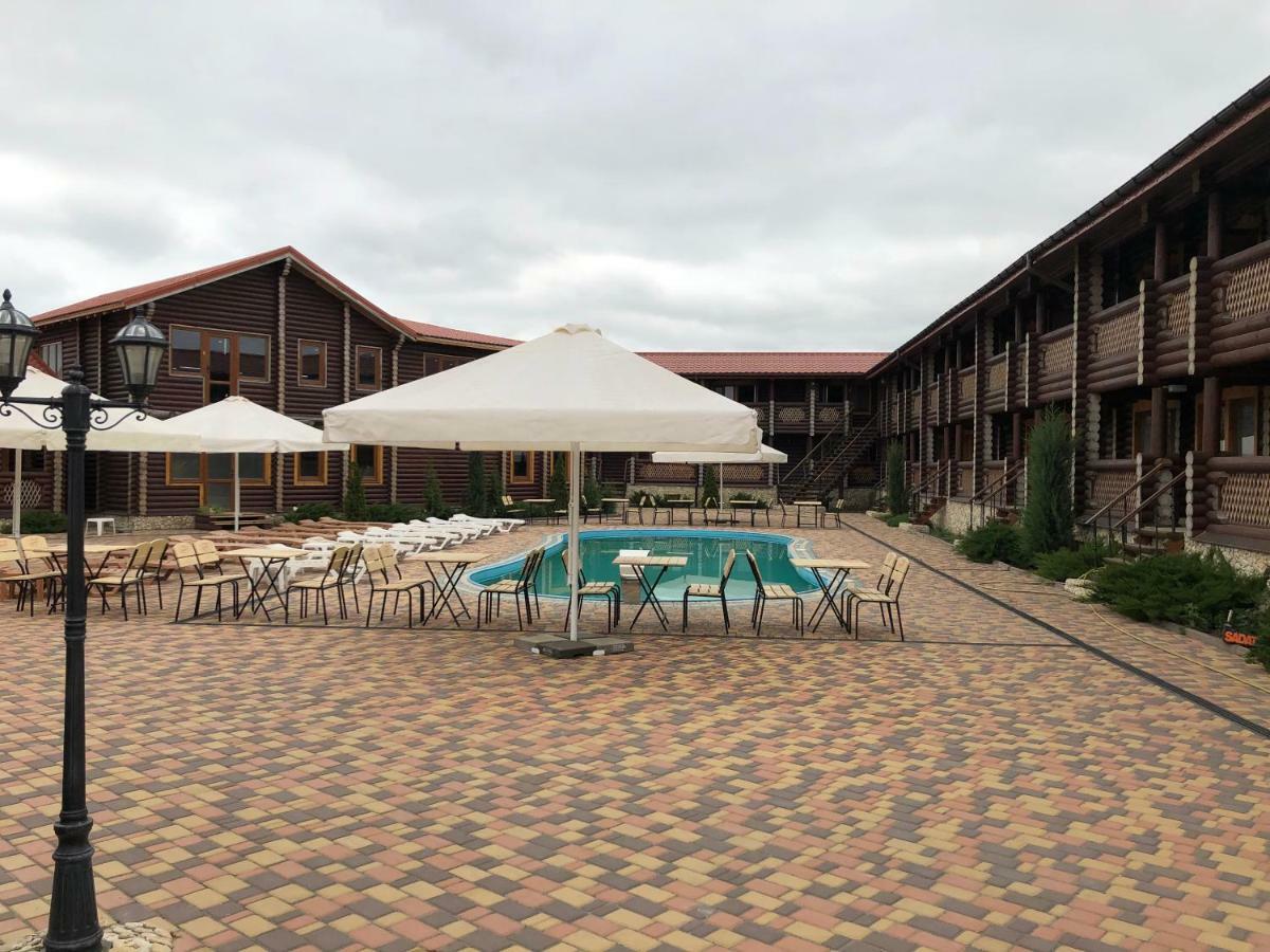 Akvalis Комплекс Для Отдыха Burlach'ya Balka Exterior photo